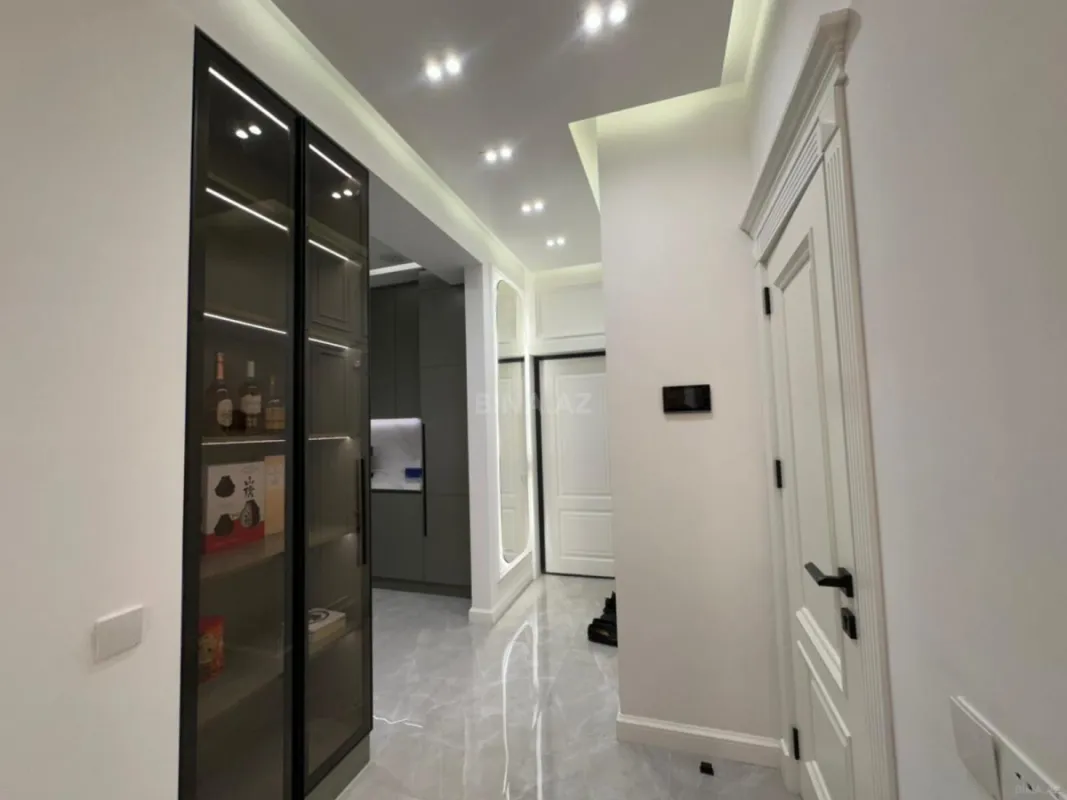 Satılır 2 otaqlı mənzil 86 m²