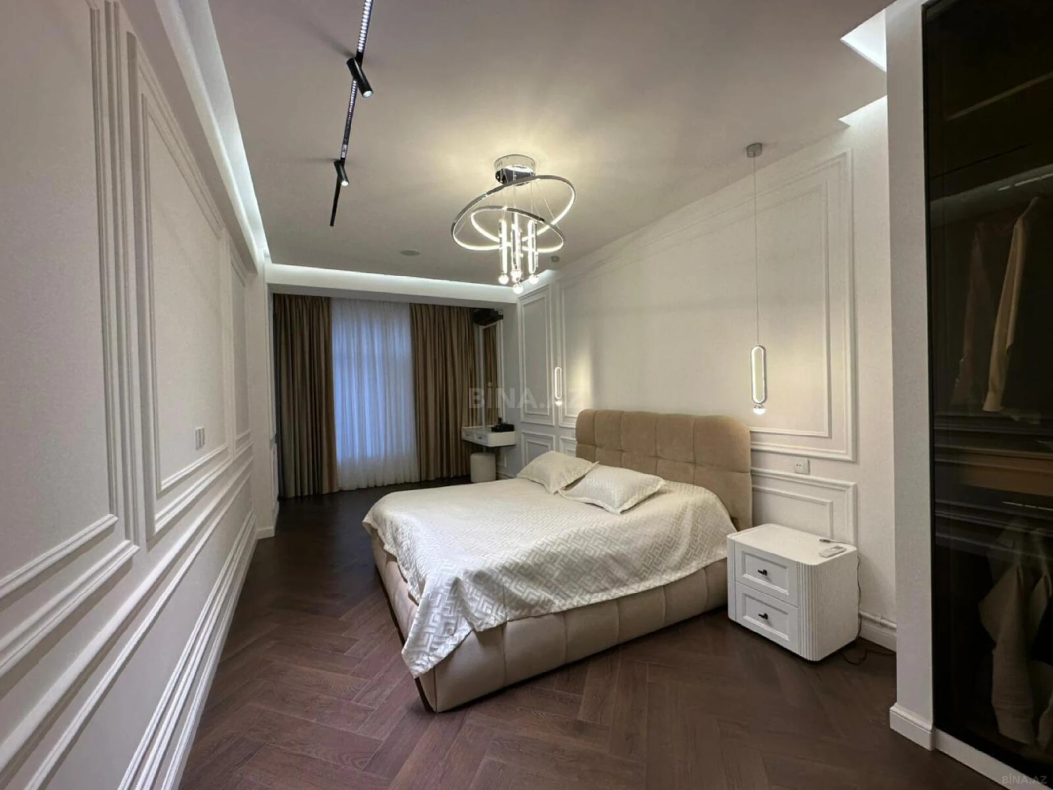 Satılır 2 otaqlı mənzil 86 m²