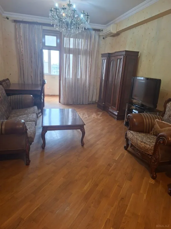 Kirayə verilir 2 otaqlı mənzil 55 m²