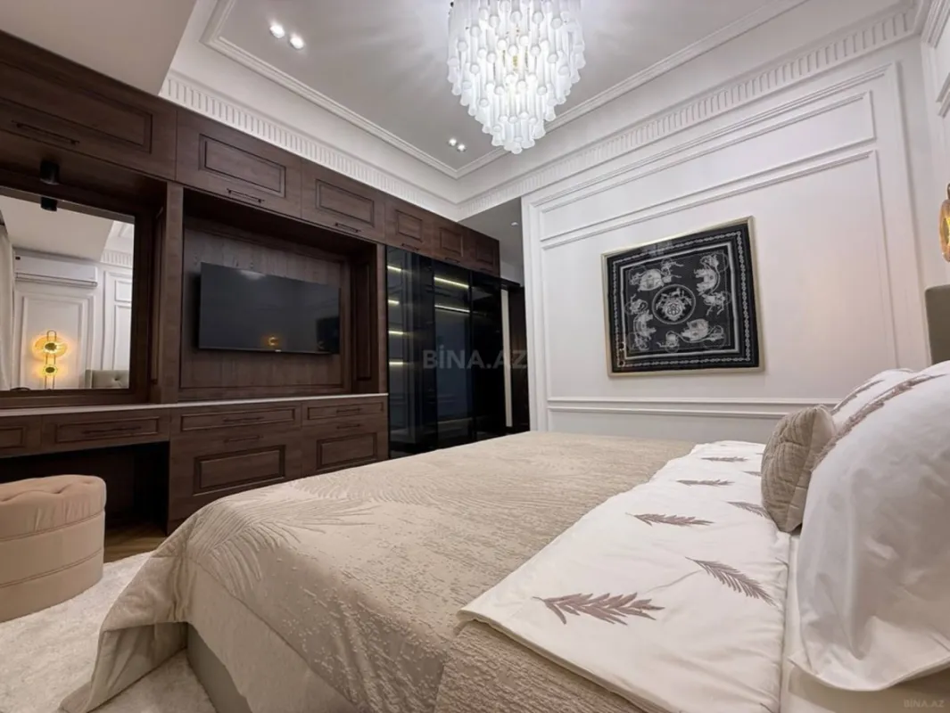 Kirayə verilir 3 otaqlı mənzil 130 m²