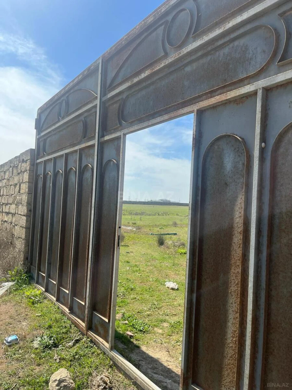 Satılır torpaq sahəsi 200 m²