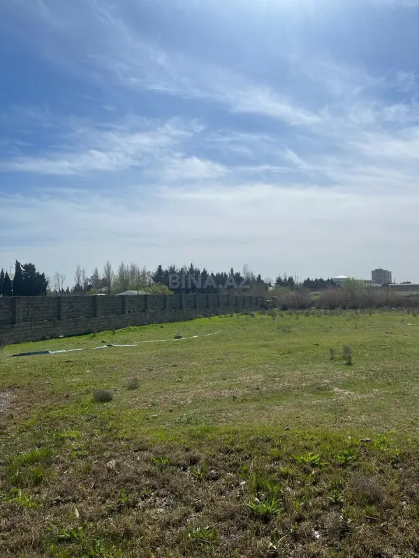 Satılır torpaq sahəsi 200 m²