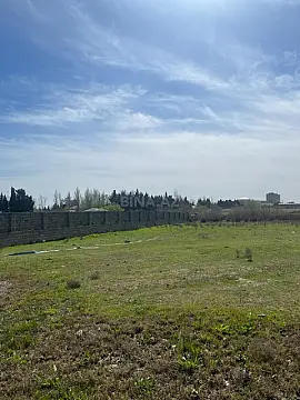 Satılır torpaq sahəsi 200 m²
