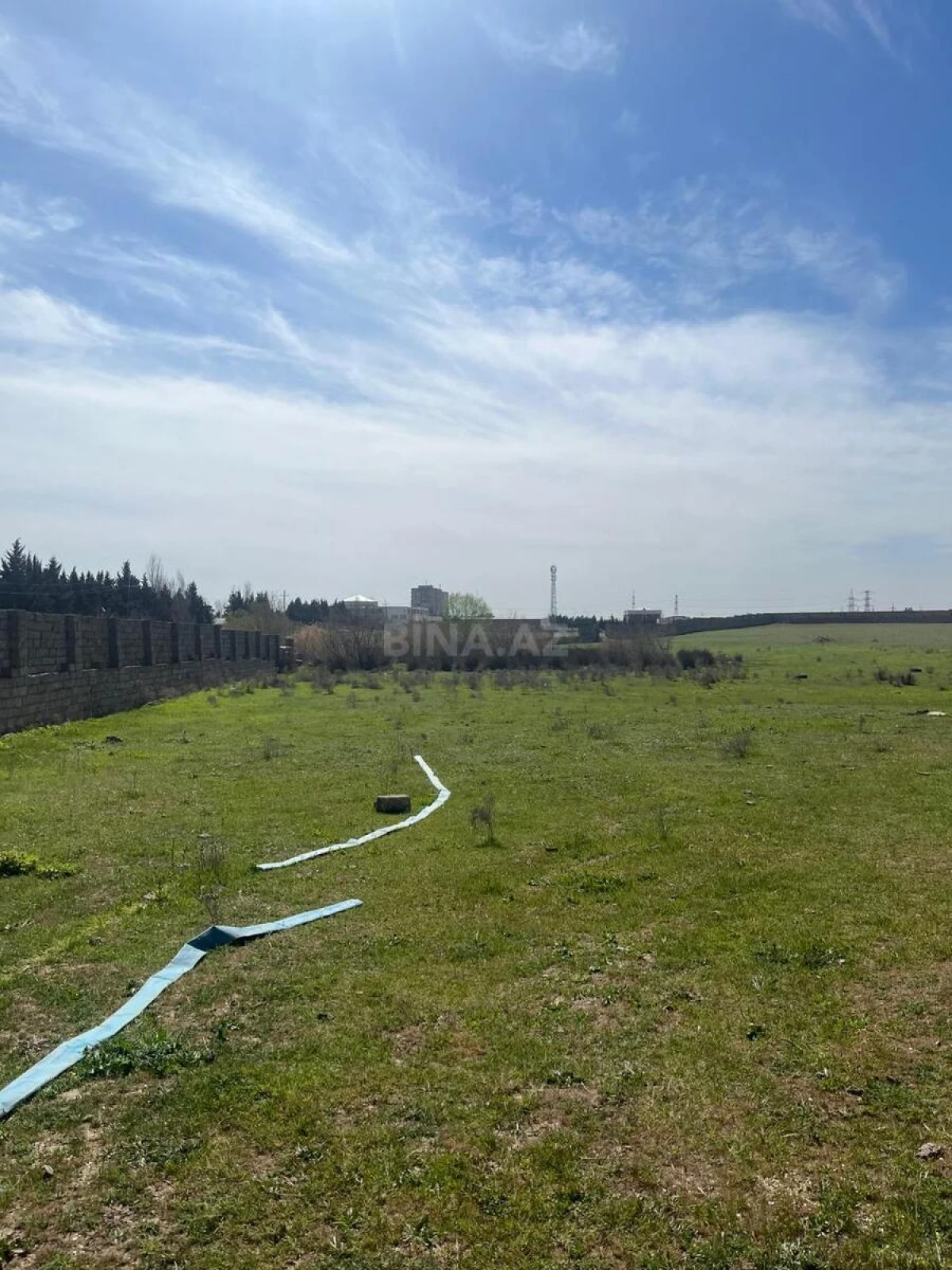 Satılır torpaq sahəsi 200 m²