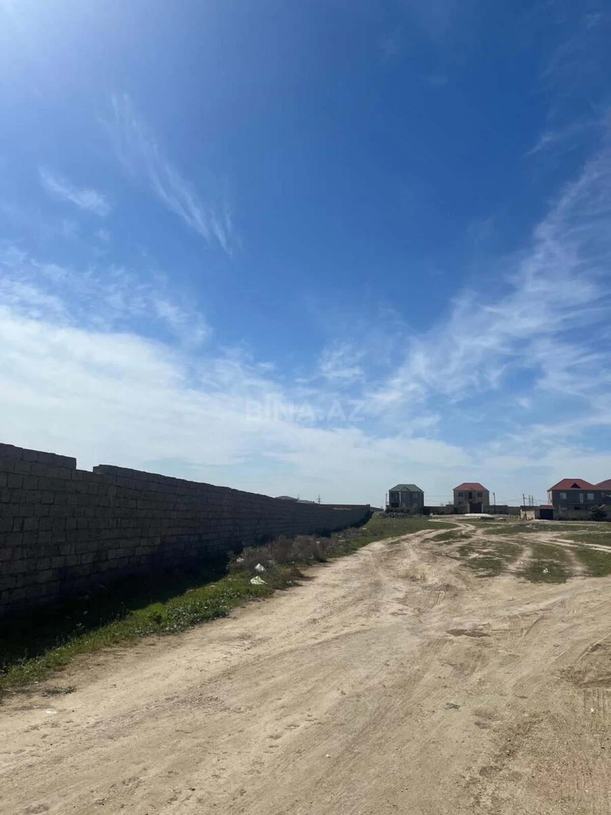 Satılır torpaq sahəsi 200 m²