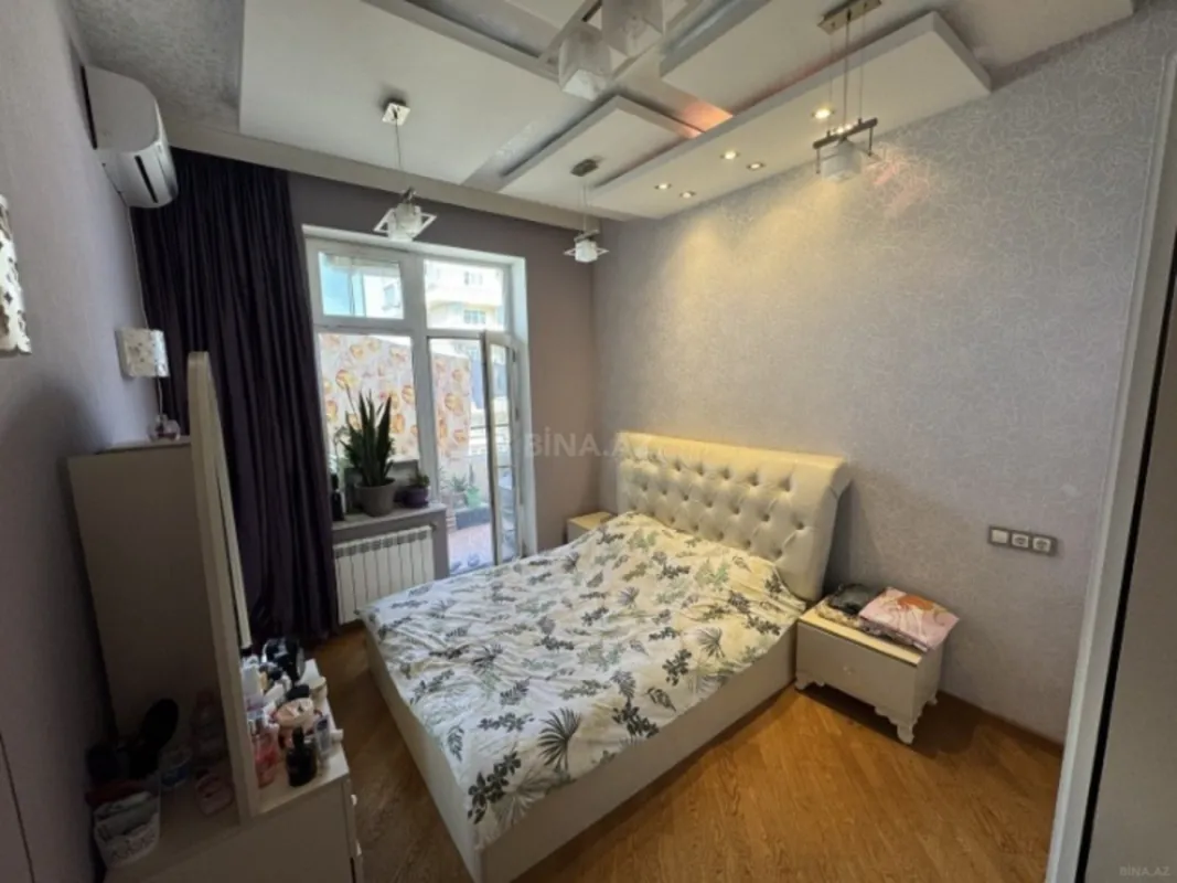 Satılır 3 otaqlı mənzil 88 m²