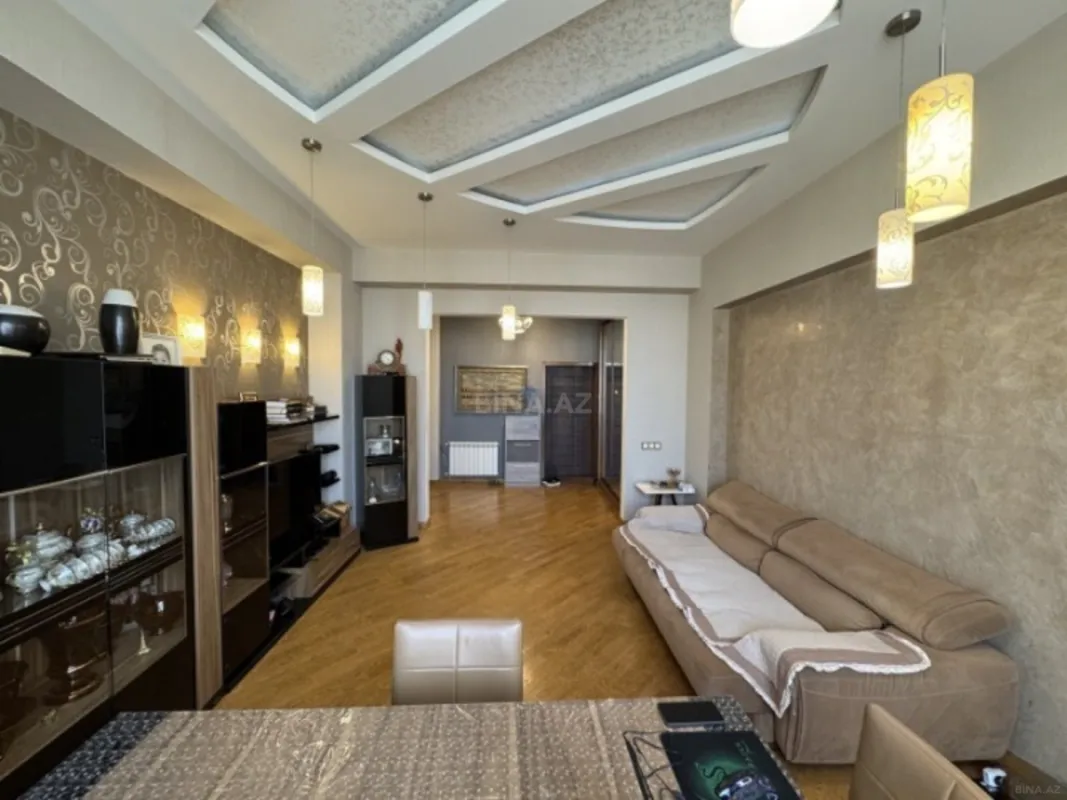 Satılır 3 otaqlı mənzil 88 m²