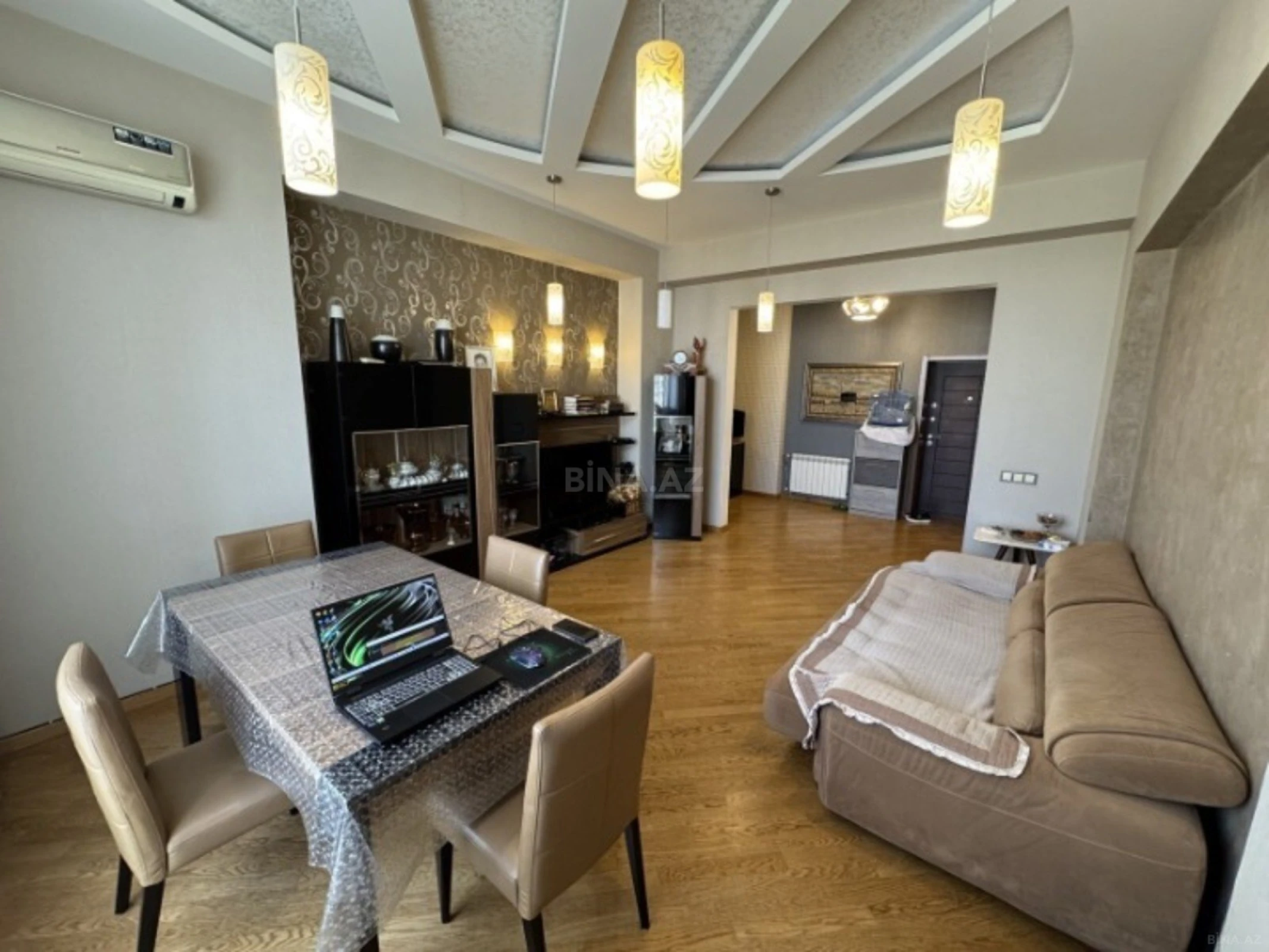 Satılır 3 otaqlı mənzil 88 m²