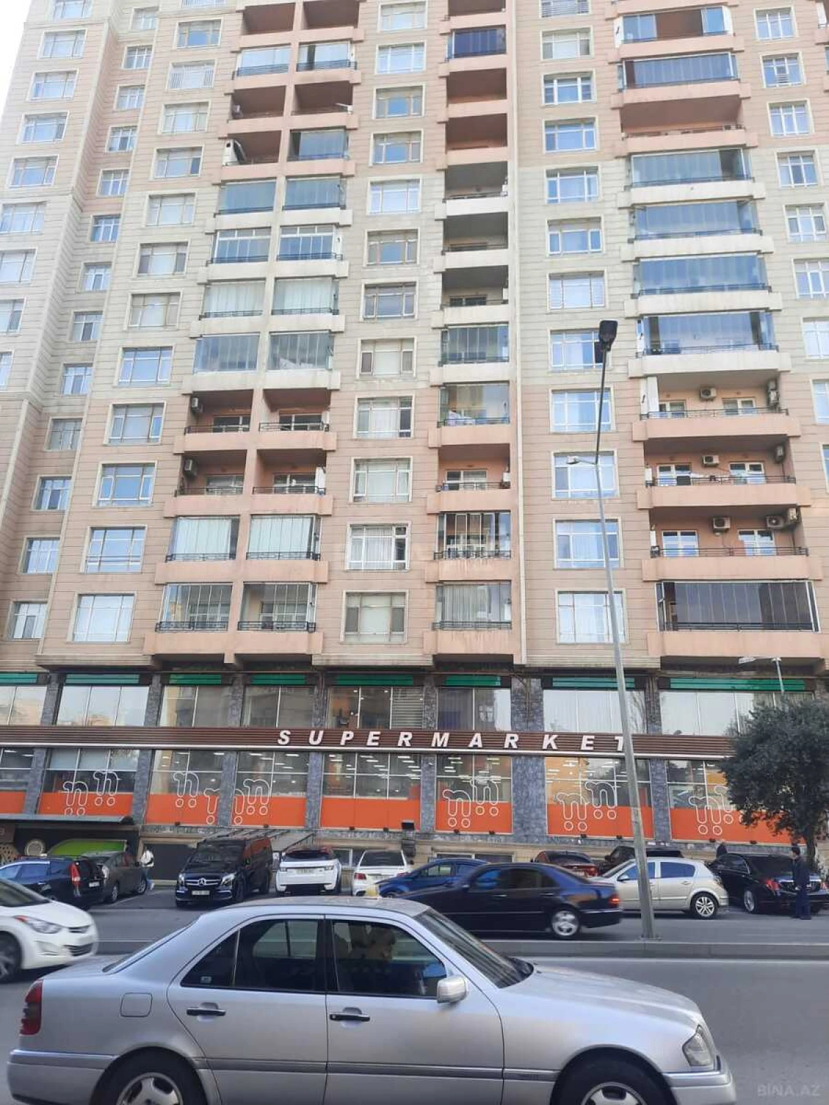 Satılır 3 otaqlı mənzil 88 m²