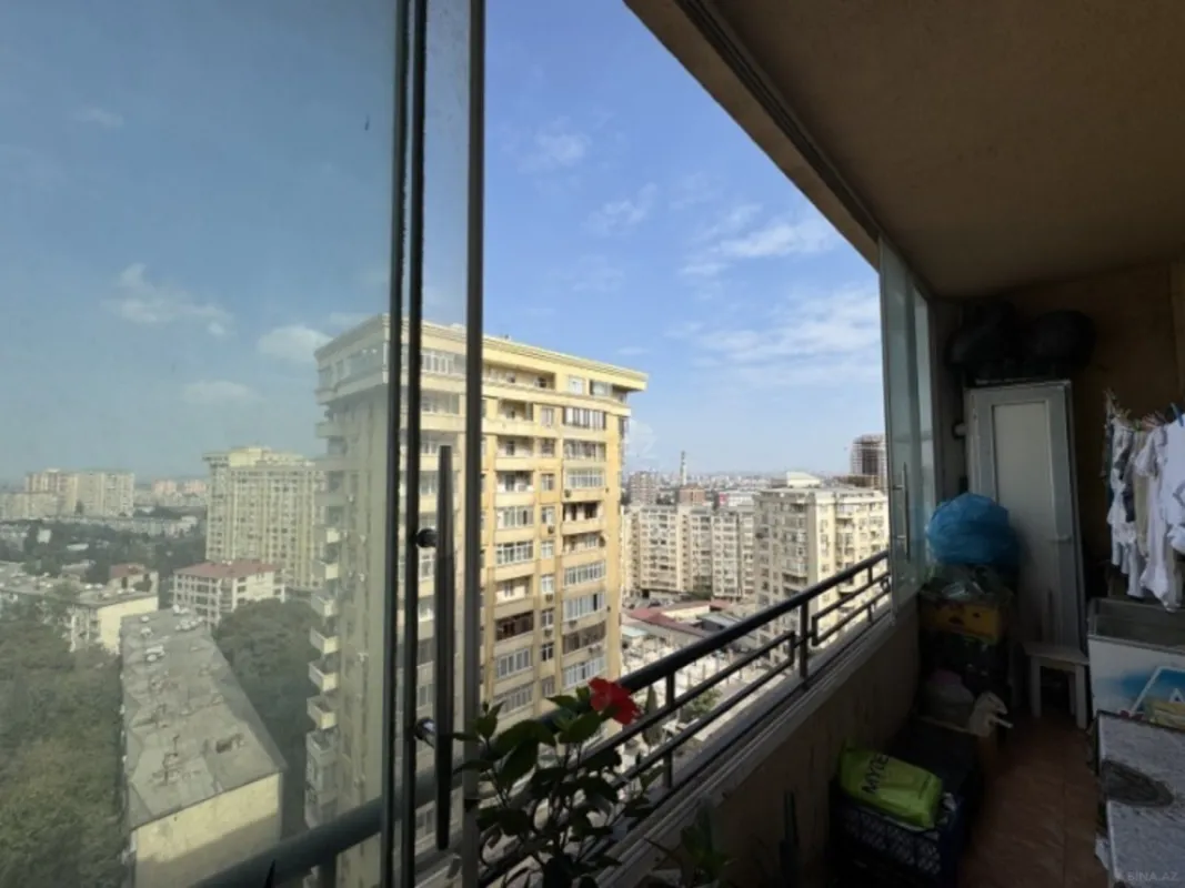 Satılır 3 otaqlı mənzil 88 m²