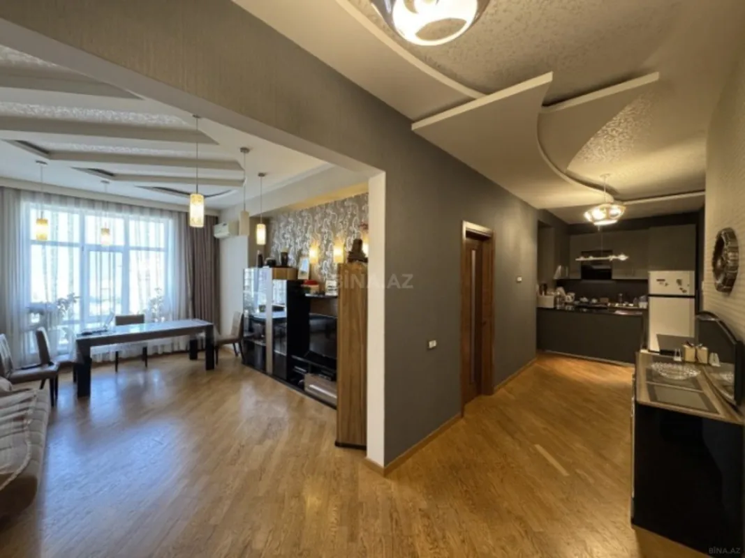 Satılır 3 otaqlı mənzil 88 m²