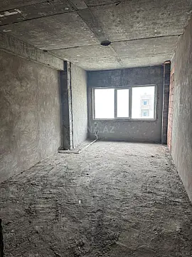 Satılır 4 otaqlı mənzil 217 m²