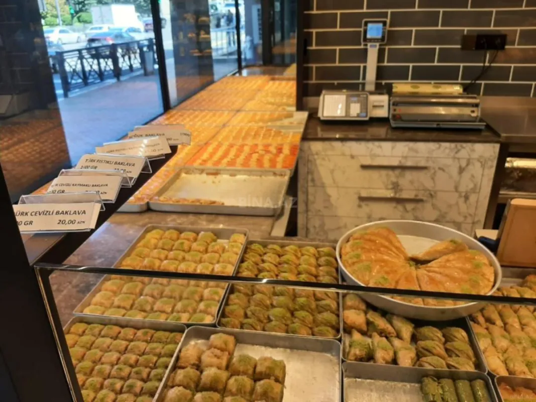 Satılır obyekt 3500 m²