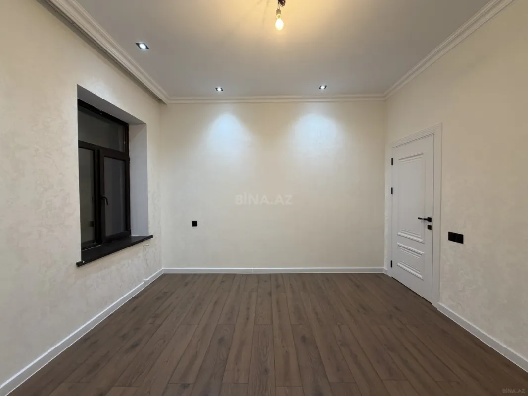 Satılır 5 otaqlı həyət evi 200 m²