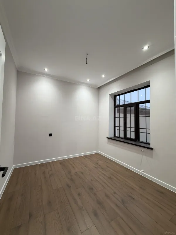Satılır 5 otaqlı həyət evi 200 m²