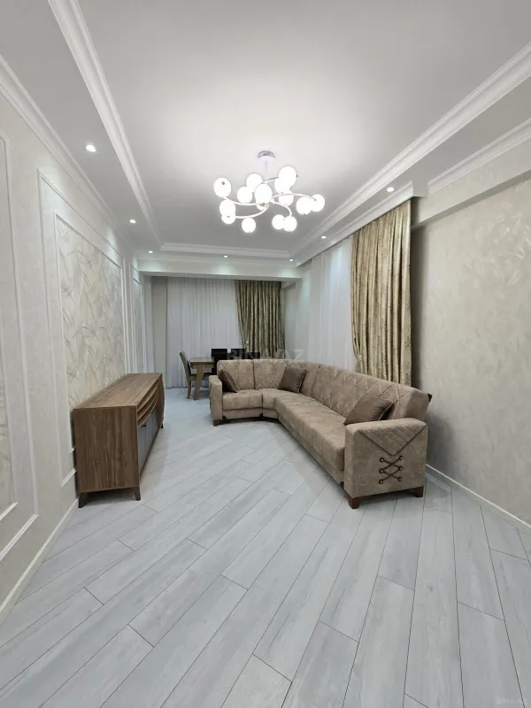 Kirayə verilir 2 otaqlı mənzil 90 m²