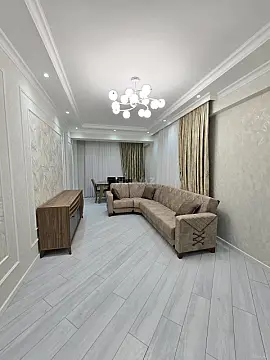 Kirayə verilir 2 otaqlı mənzil 90 m²