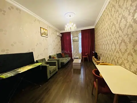 Kirayə verilir 2 otaqlı mənzil 60 m²