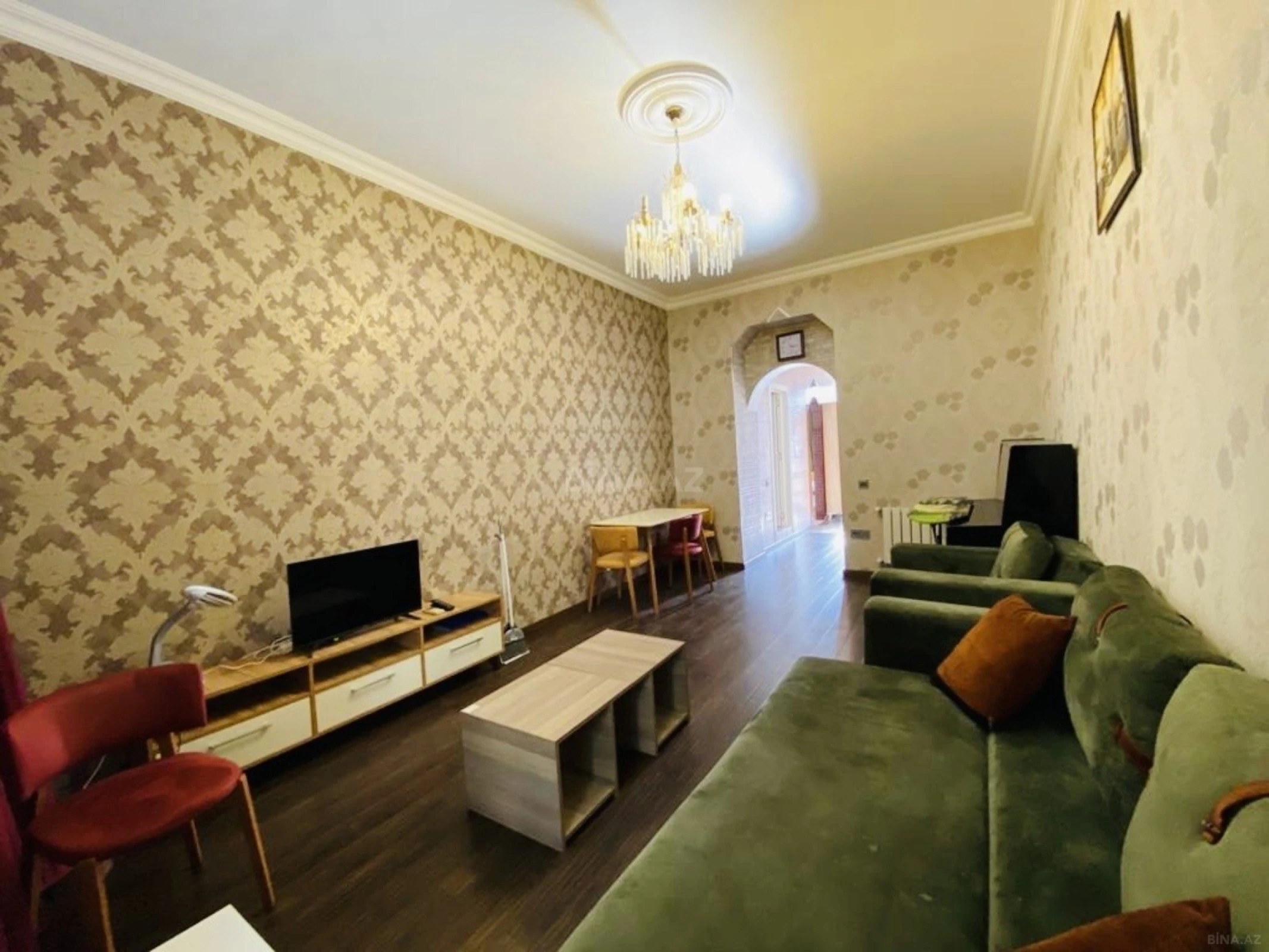 Kirayə verilir 2 otaqlı mənzil 60 m²