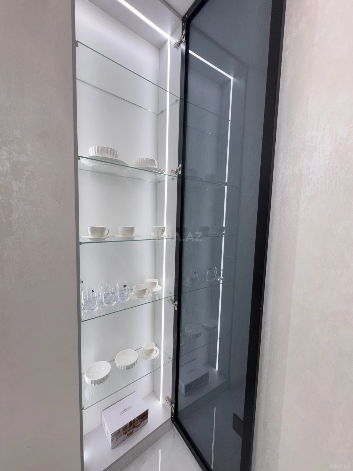 Kirayə verilir 2 otaqlı mənzil 70 m²