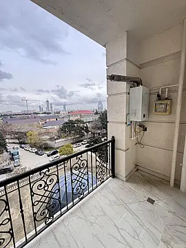 Kirayə verilir 2 otaqlı mənzil 70 m²