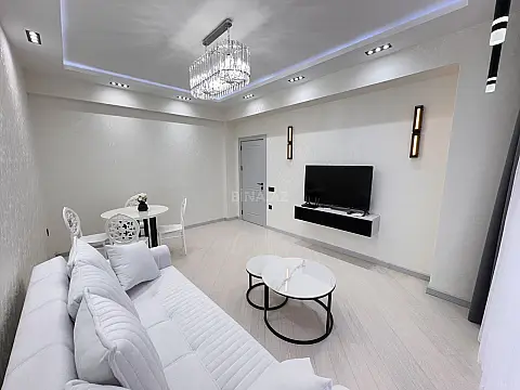 Kirayə verilir 2 otaqlı mənzil 70 m² — Bakı, Nərimanov 2 otaq 70.00 m²