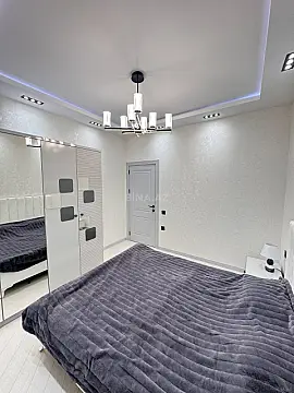 Kirayə verilir 2 otaqlı mənzil 70 m²