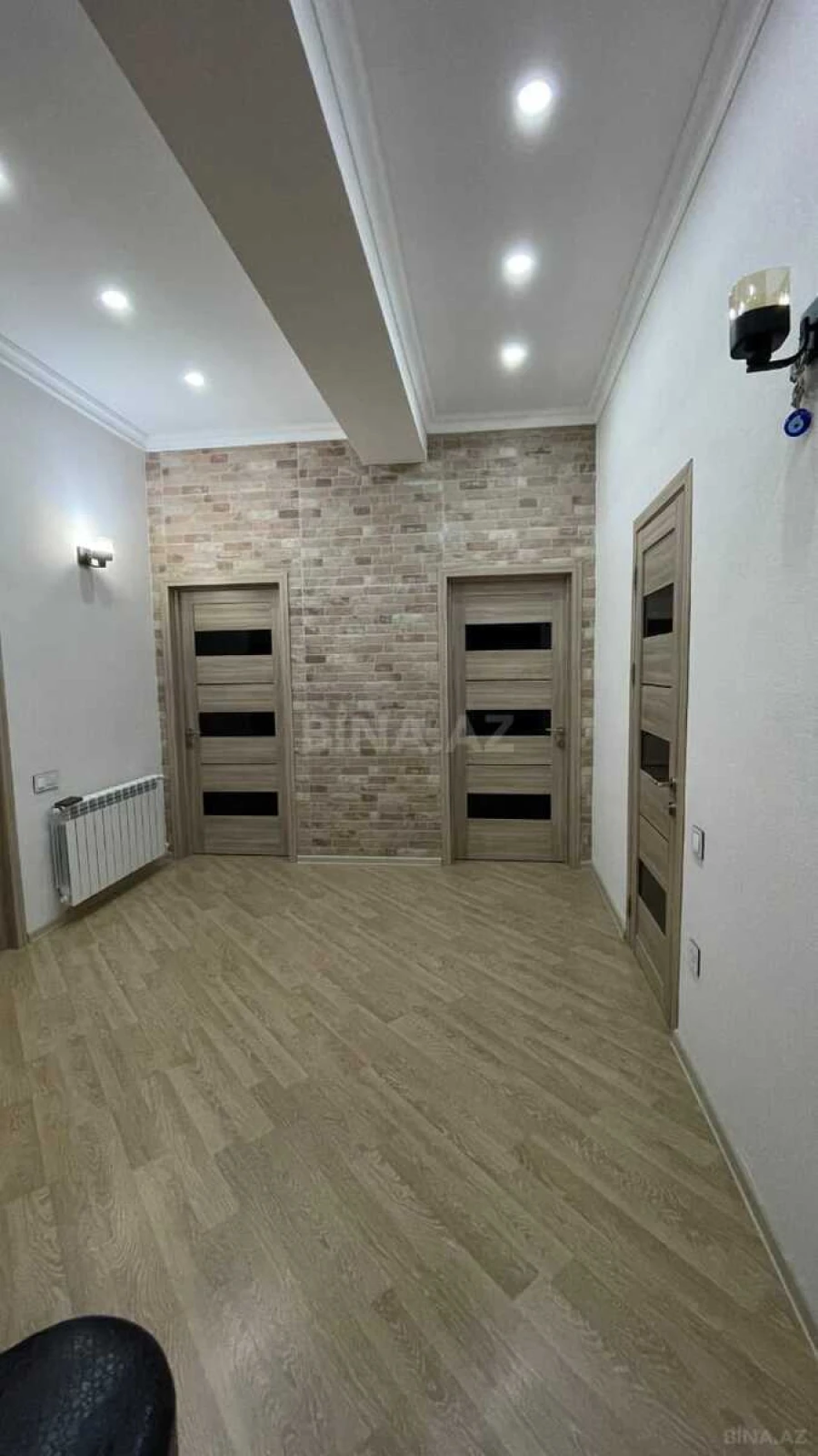 Satılır 3 otaqlı mənzil 114 m²