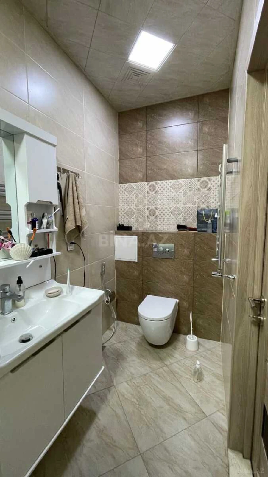 Satılır 3 otaqlı mənzil 114 m²