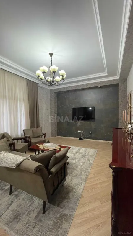 Satılır 3 otaqlı mənzil 114 m²