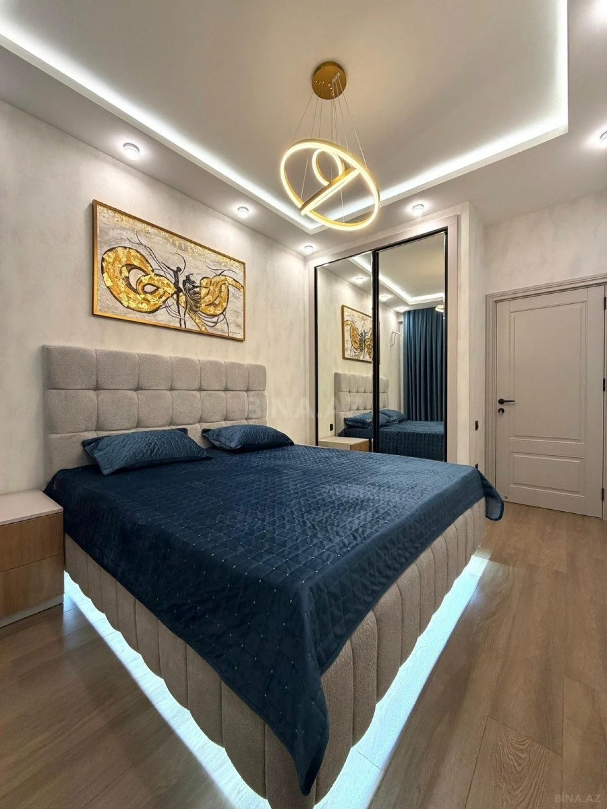 Satılır 2 otaqlı mənzil 56 m²