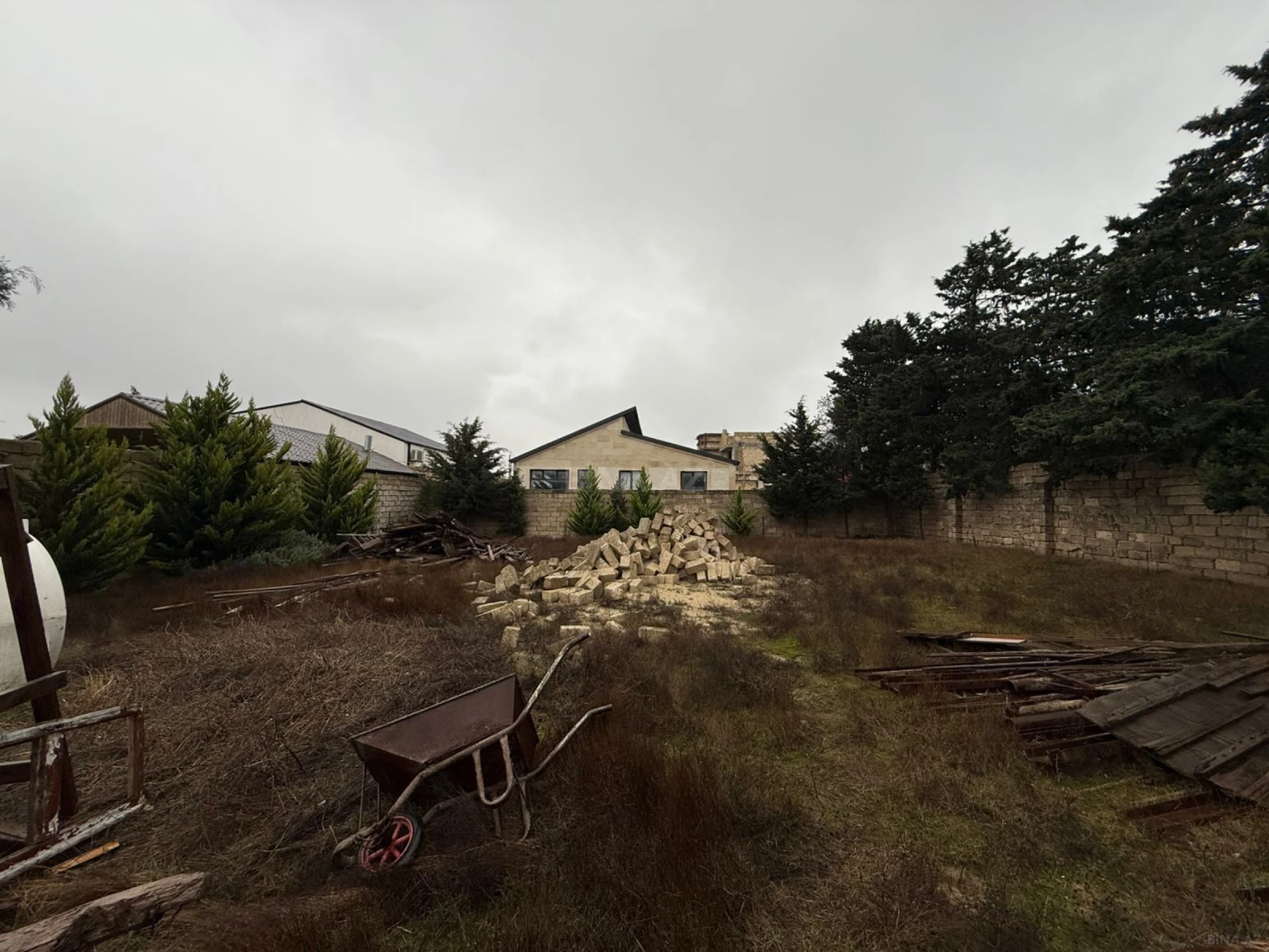 Satılır torpaq sahəsi 6 m²