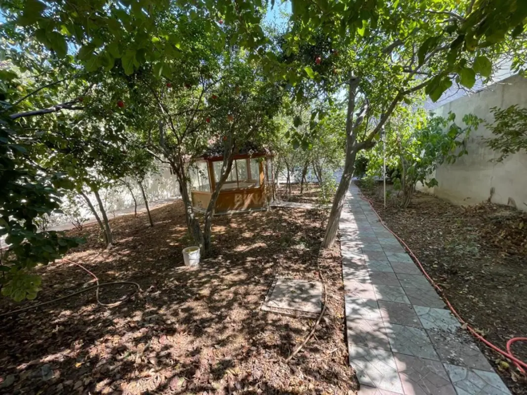 Satılır torpaq sahəsi 8 m²