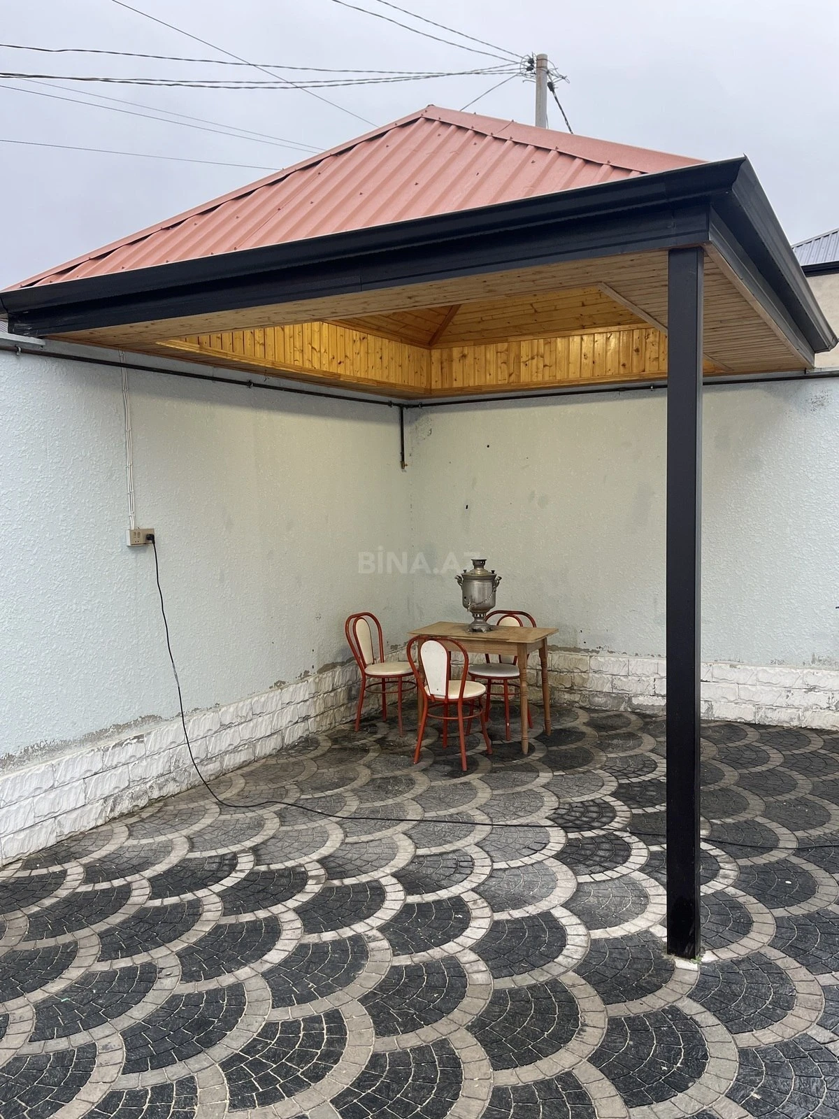Satılır 4 otaqlı həyət evi 100 m²