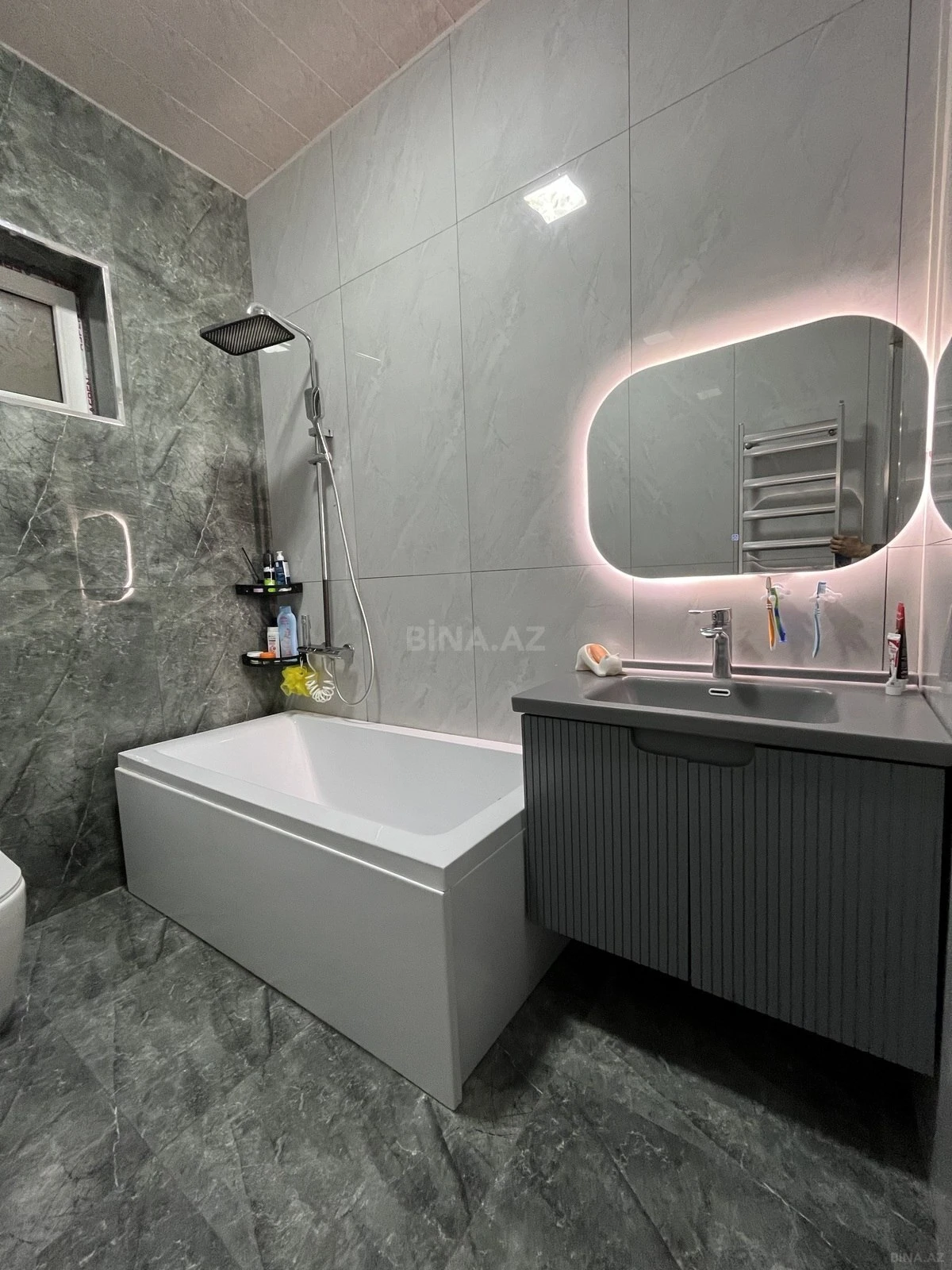 Satılır 4 otaqlı həyət evi 100 m²