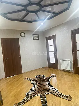 Satılır 3 otaqlı mənzil 150 m²