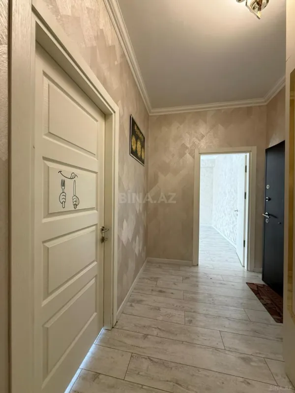 Satılır 2 otaqlı mənzil 70 m²