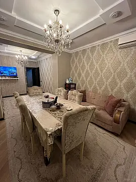 Satılır 3 otaqlı mənzil 100 m²