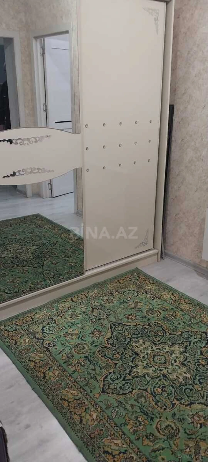 Satılır 2 otaqlı mənzil 65 m²