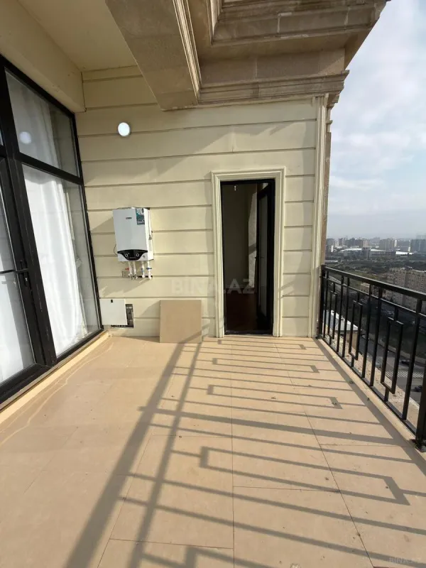 Satılır 2 otaqlı mənzil 76 m²