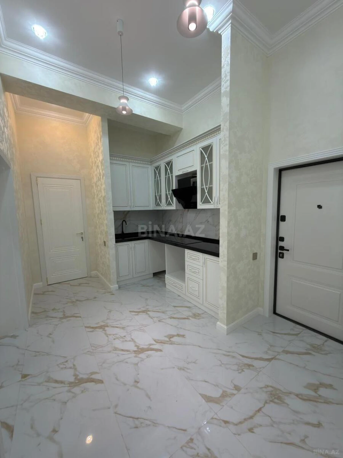 Satılır 2 otaqlı mənzil 76 m²