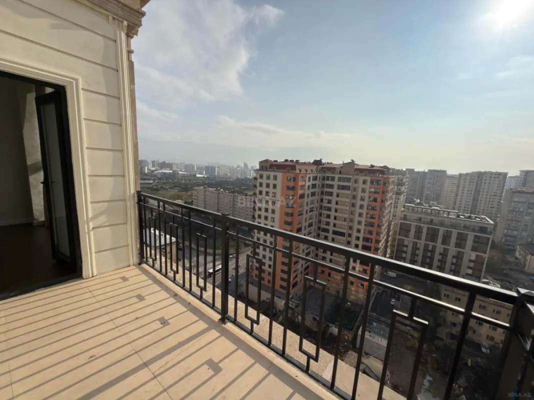 Satılır 2 otaqlı mənzil 76 m²