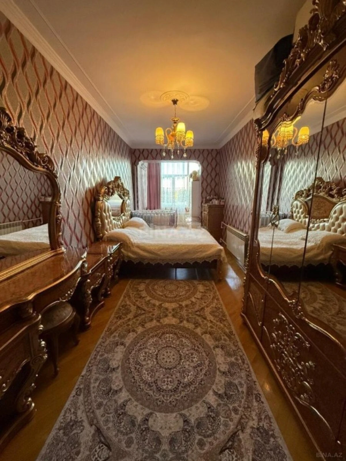 Satılır 2 otaqlı mənzil 95 m²