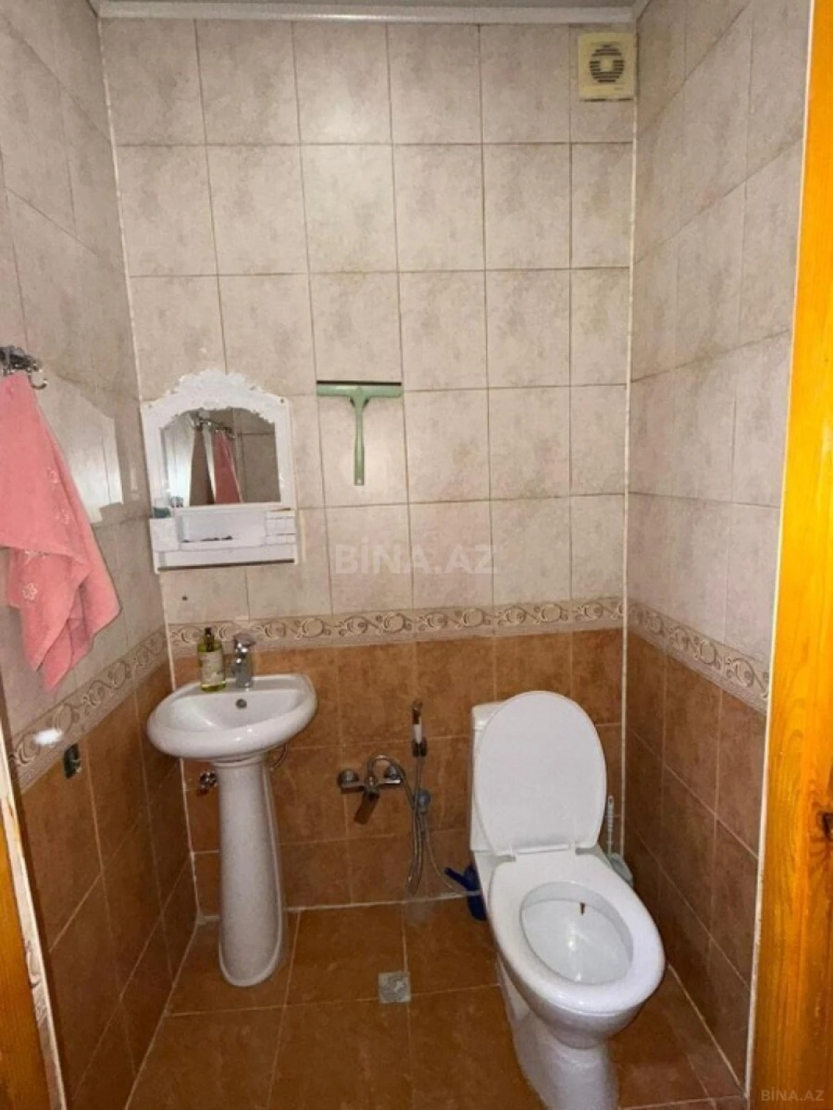 Satılır 2 otaqlı mənzil 95 m²