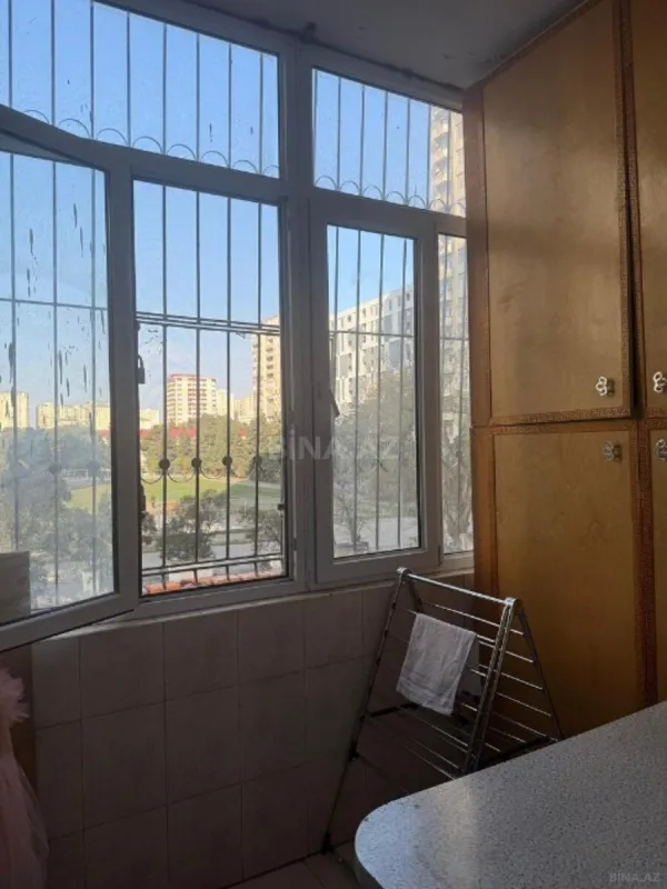 Satılır 2 otaqlı mənzil 95 m²