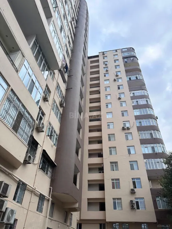 Satılır 2 otaqlı mənzil 95 m²