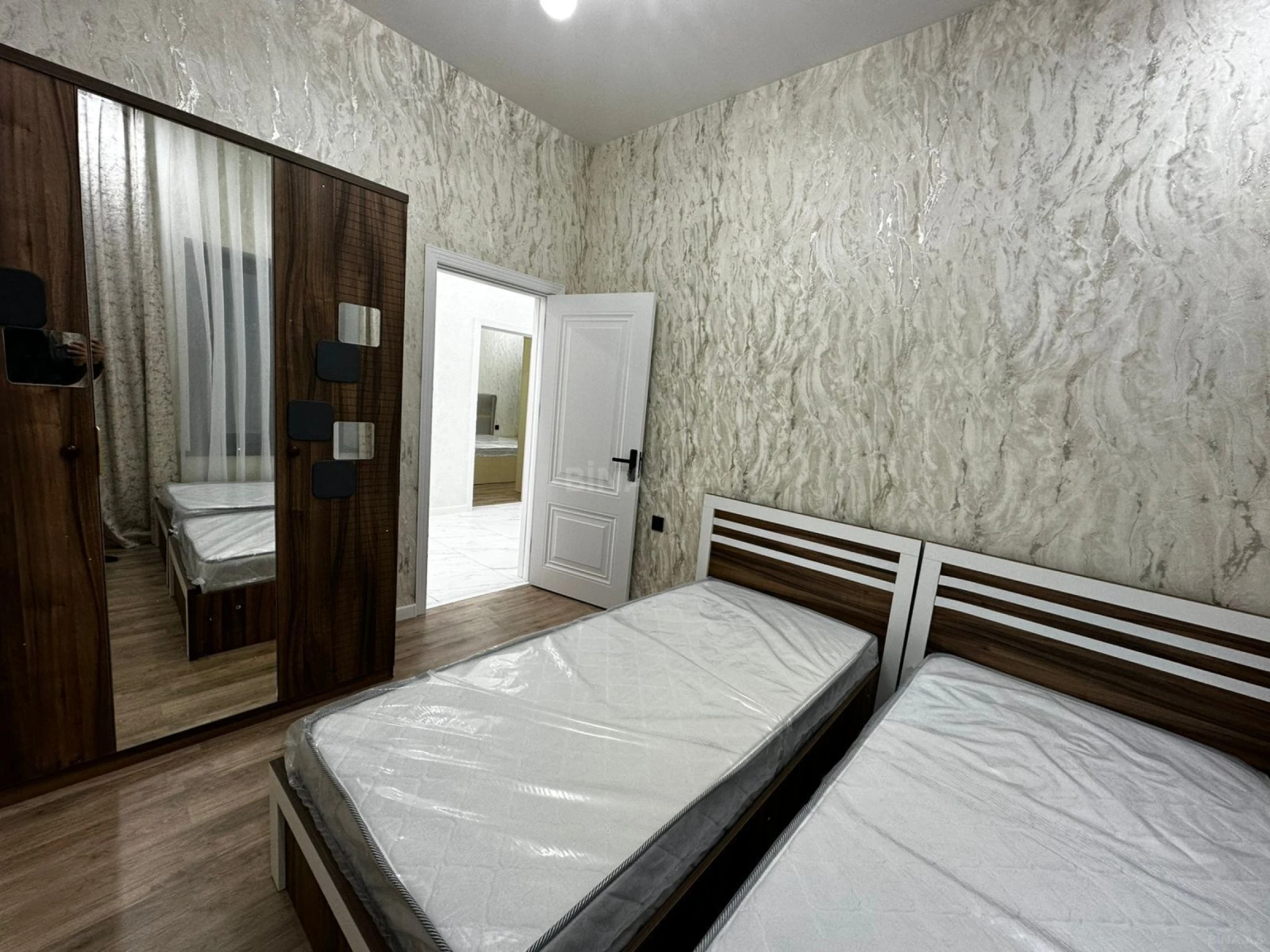 Satılır 4 otaqlı həyət evi 140 m²