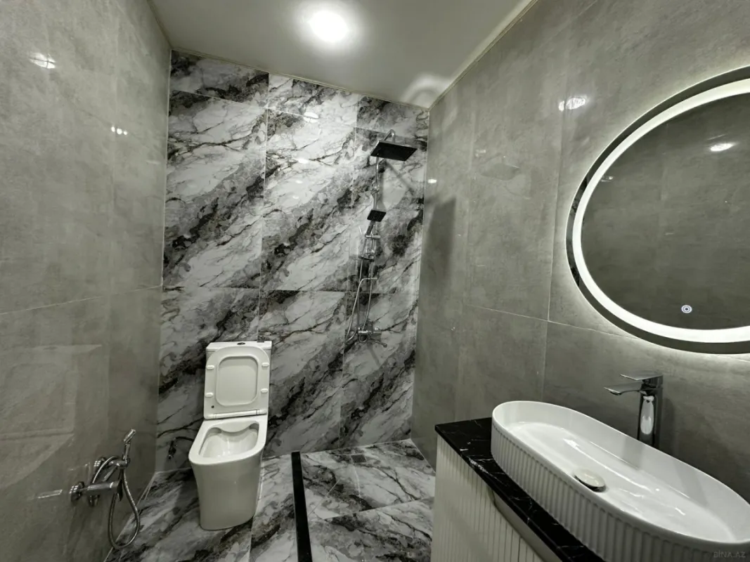 Satılır 4 otaqlı həyət evi 140 m²