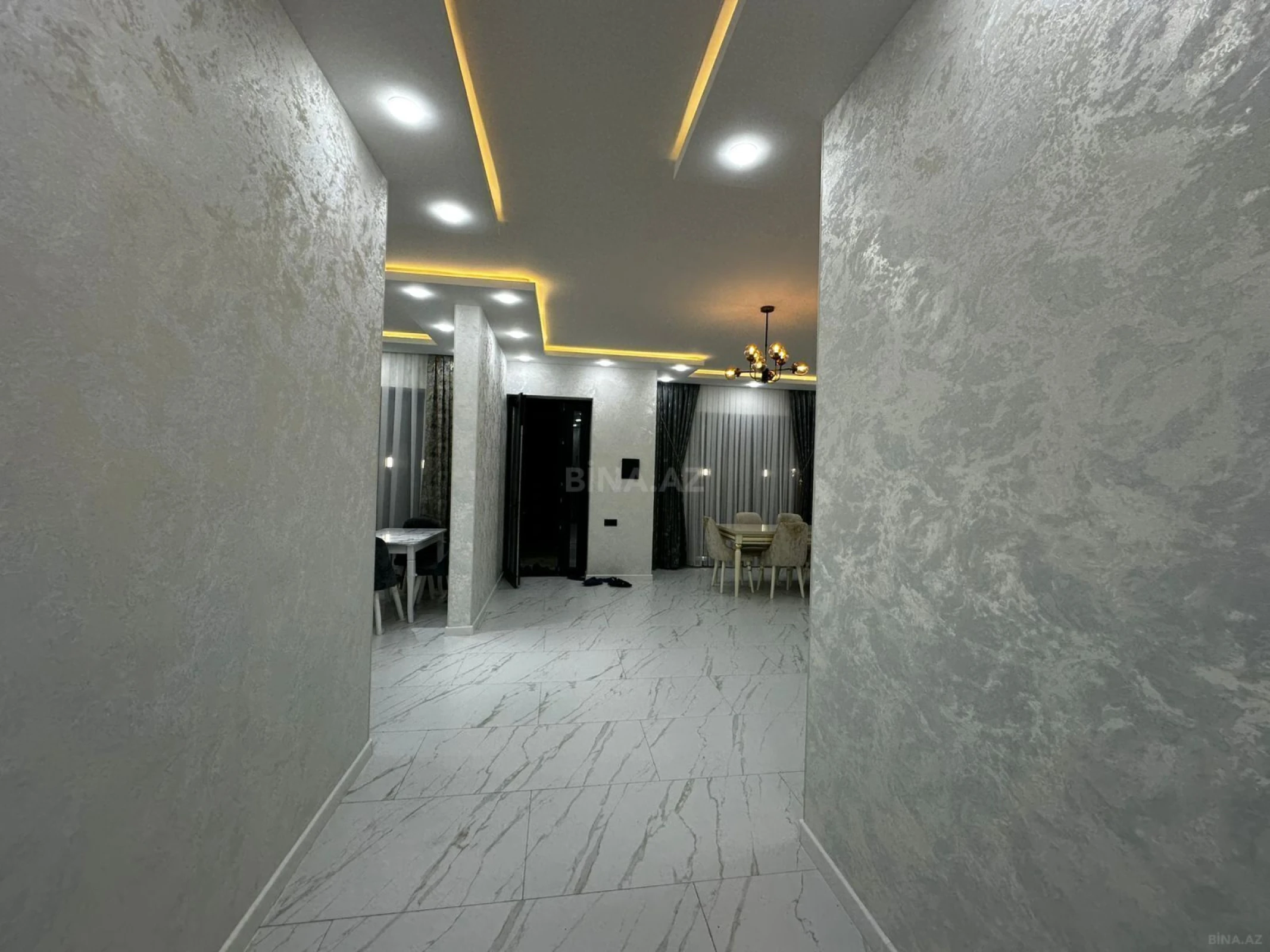 Satılır 4 otaqlı həyət evi 140 m²