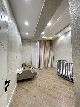Satılır 3 otaqlı mənzil 123 m²